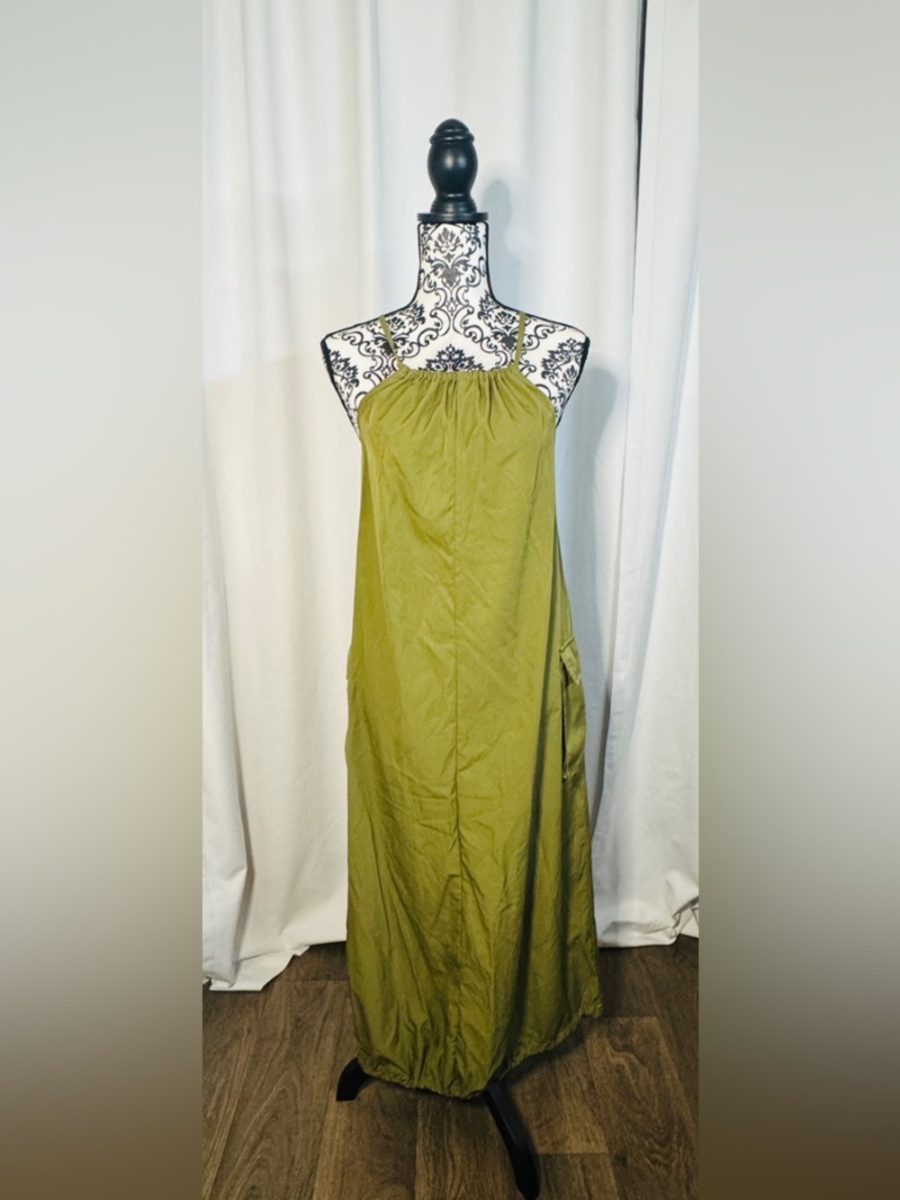 SHEIN Olive Halter-Neck Maxi Dress